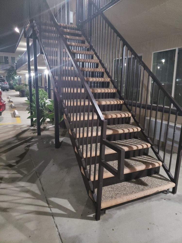 Portofino Inn ברבנק מראה חיצוני תמונה