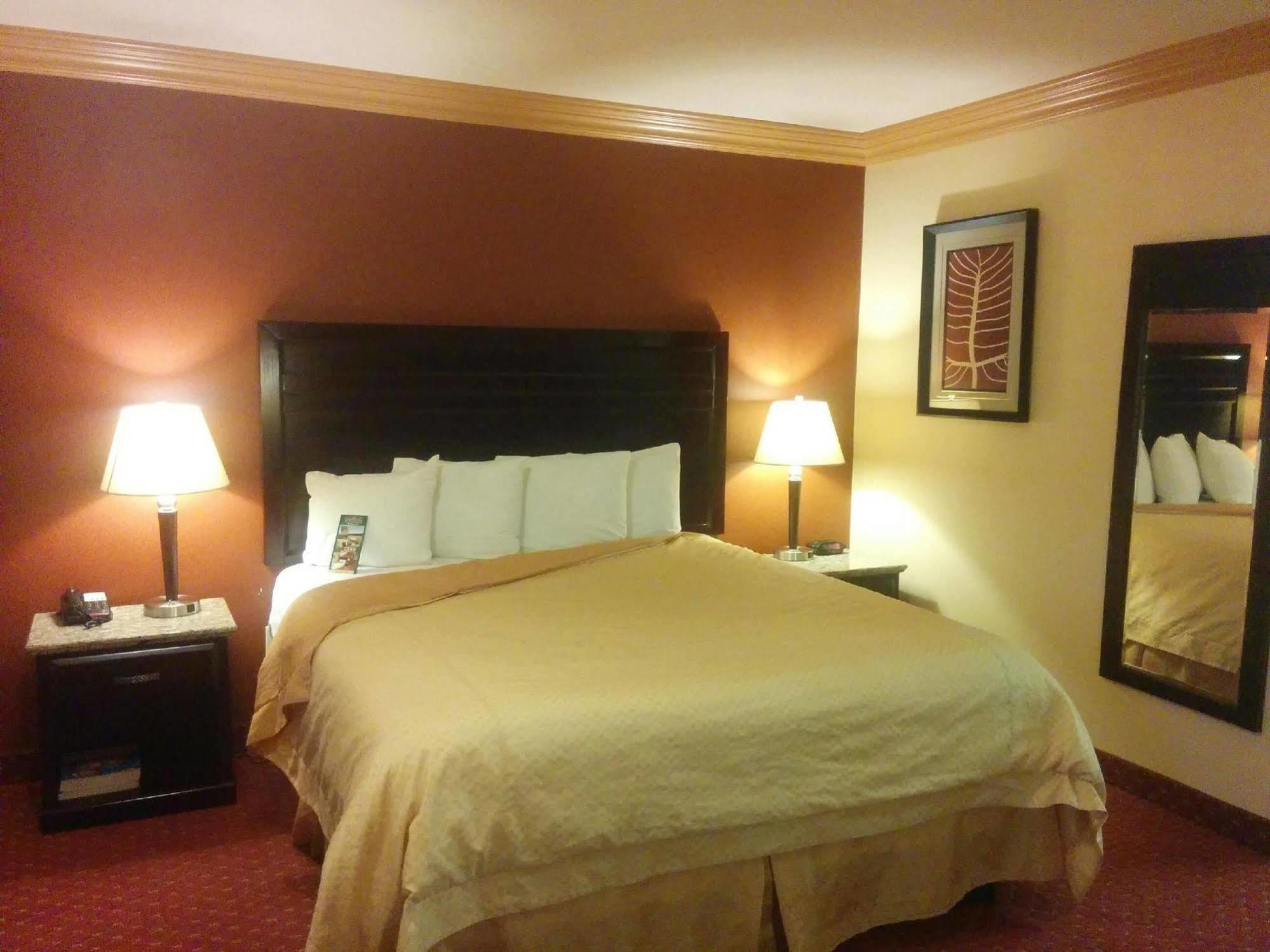 Portofino Inn ברבנק מראה חיצוני תמונה