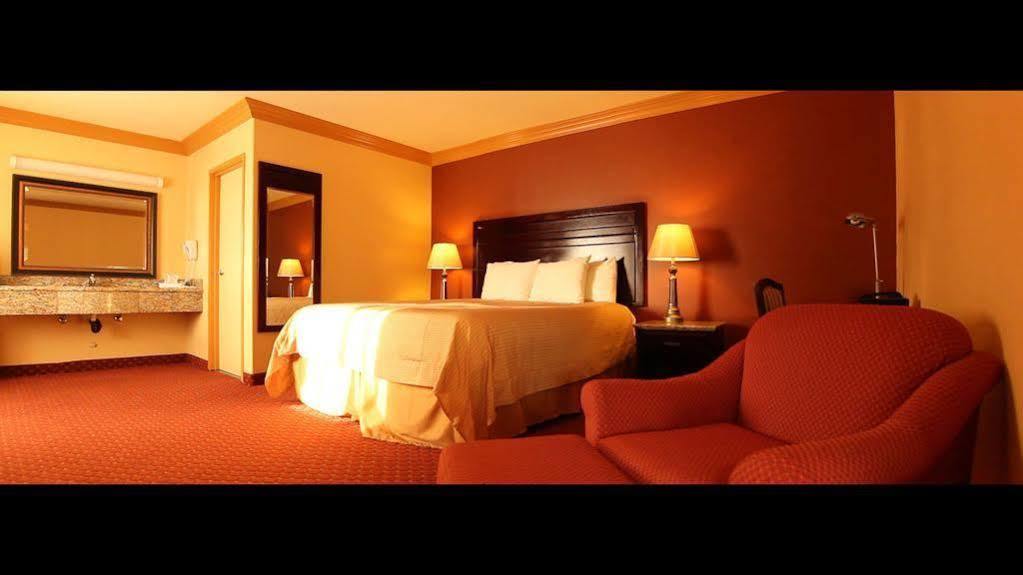 Portofino Inn ברבנק מראה חיצוני תמונה